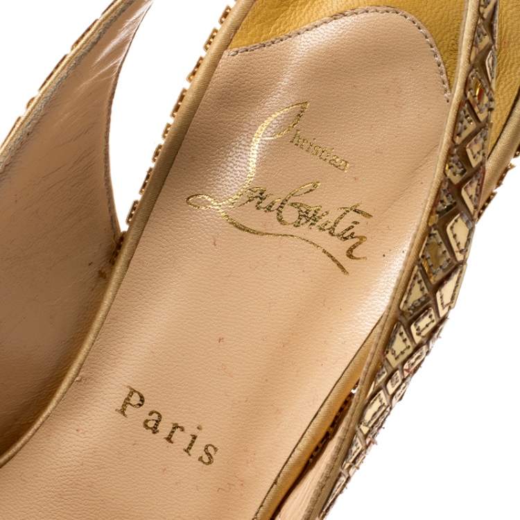 Pre Owned Christian Louboutin Metallic Gold Mirror And Satin Prive Mosaique Peep Toe Pump Size 41