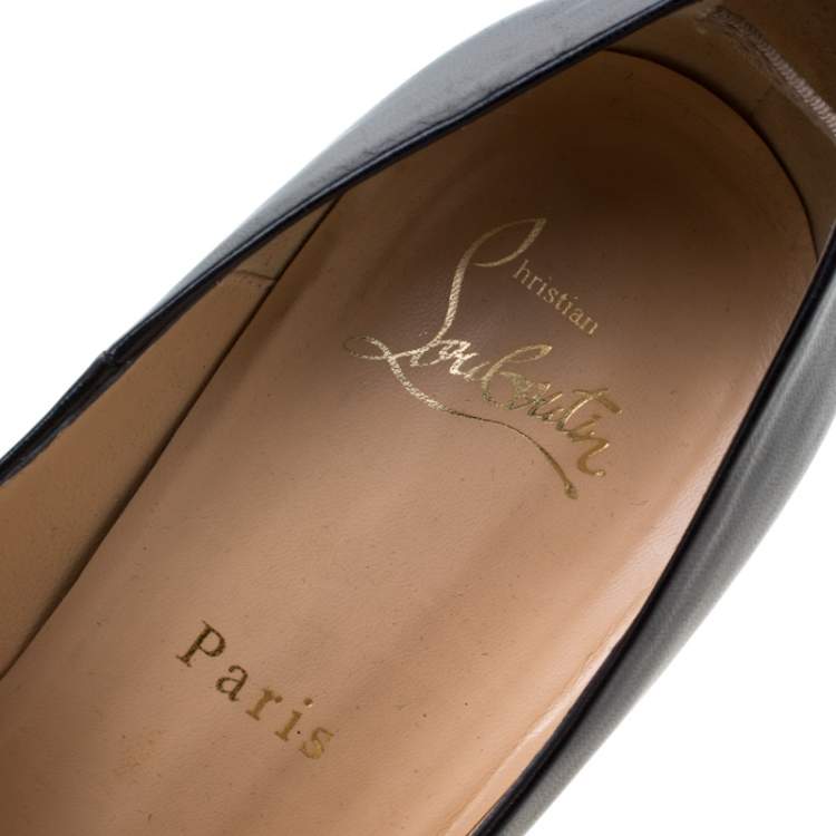 Pre Owned Christian Louboutin Black Leather Pumps Size 39.5