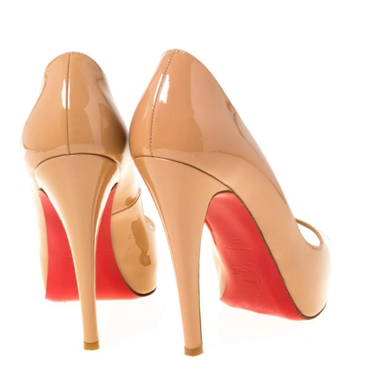 مملوكة مسبقًا Christian Louboutin Nude Beige Patent Leather Very Prive Peep Toe Pumps Size 36
