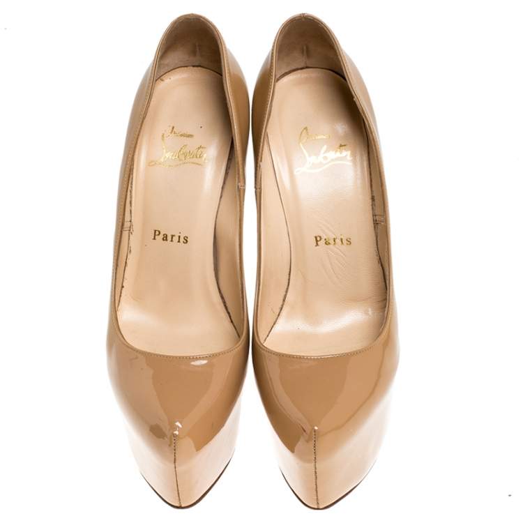 Pre Owned Christian Louboutin Nude Patent Leather Daffodile Platform Pumps Size 37