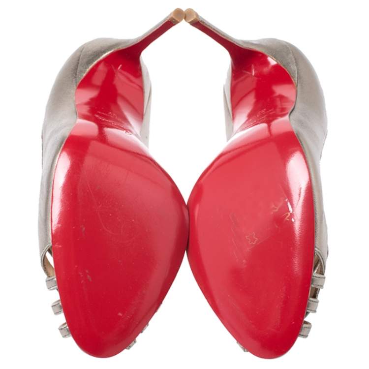 Pre Owned Christian Louboutin Metallic Cut Out Leather Peep Toe So Kate Pumps Size 37