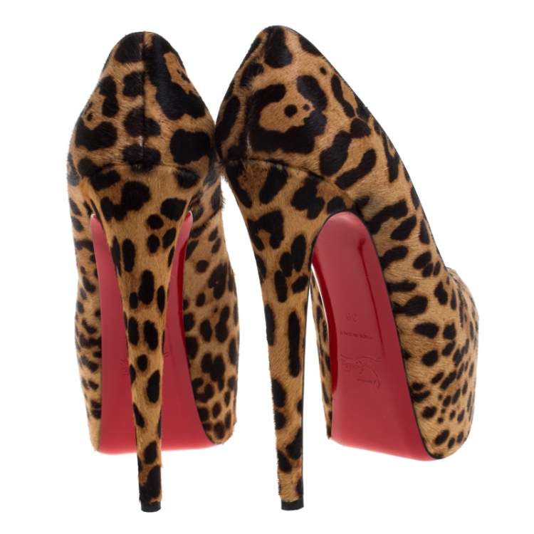 Pre Owned Christian Louboutin Beige/Black Leopard Print Calfhair Daffodile Platform Pumps Size 39