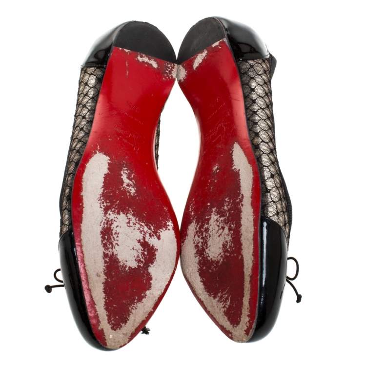 مملوكة مسبقًا Christian Louboutin Black Patent Leather and Mesh Miss Mix Bow Ballet Flats Size 37.5