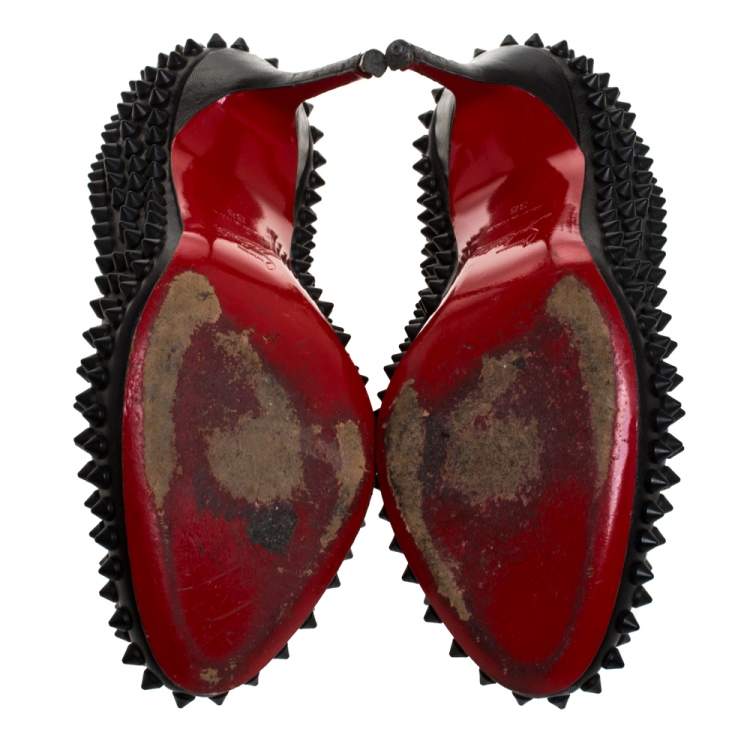 Pre Owned Christian Louboutin Black Leather Fifi Spike Pumps Size 36
