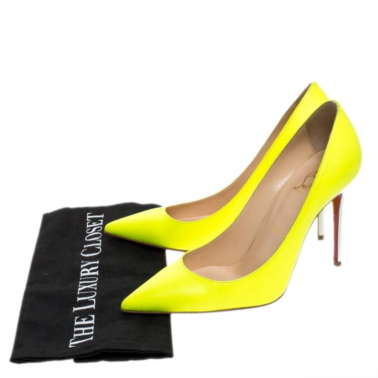 Pre Owned Christian Louboutin Neon Green/White Leather So Kate Pumps Size 36.5