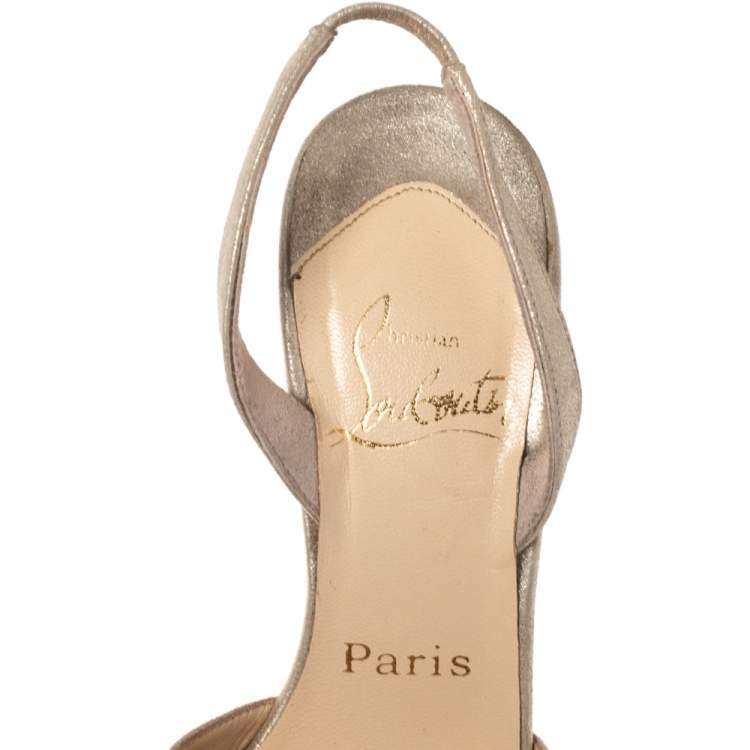 مملوكة مسبقًا Christian Louboutin Gold Leather Rose Flower Detail Slingback Sandals Size 36