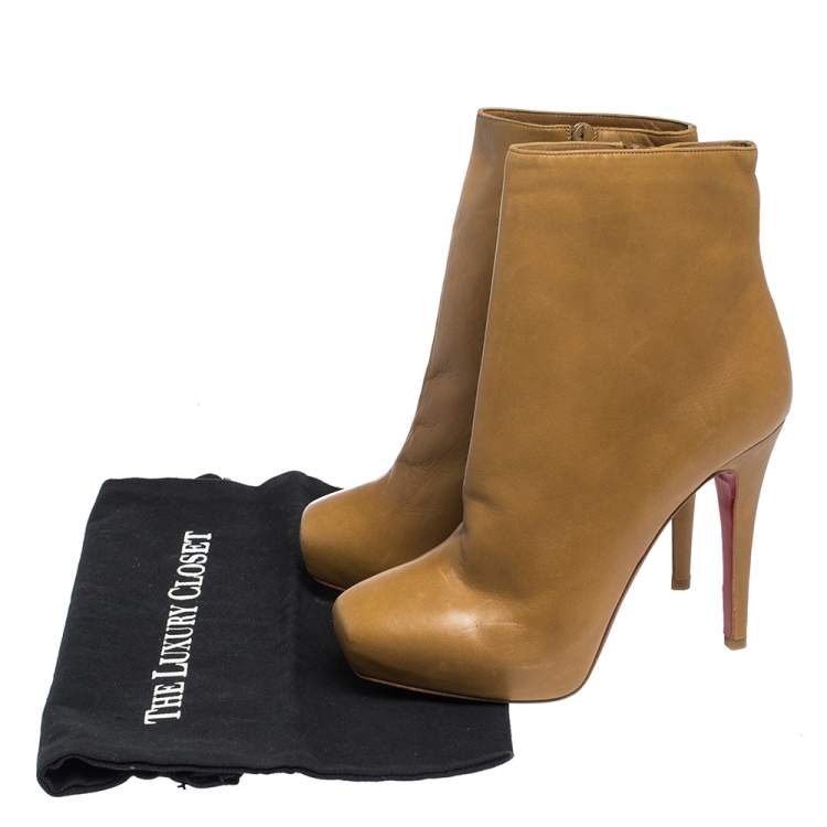 مملوكة مسبقًا Christian Louboutin Tan Leather Platform Square Toe Ankle Boots Size 37