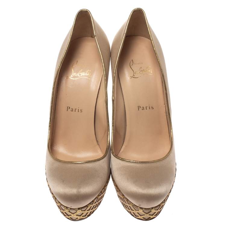 مملوكة مسبقًا Christian Louboutin Beige Satin And Leather Cut Out Detail Bianca Platform Pumps Size 38.5