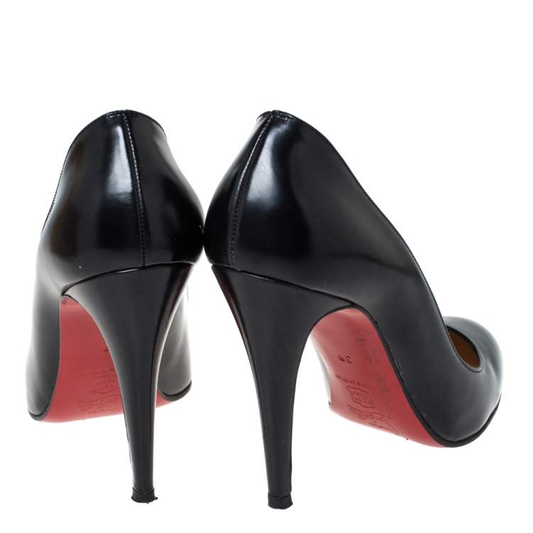 مملوكة مسبقًا Christian Louboutin Black Leather Ron Ron Pumps Size 39