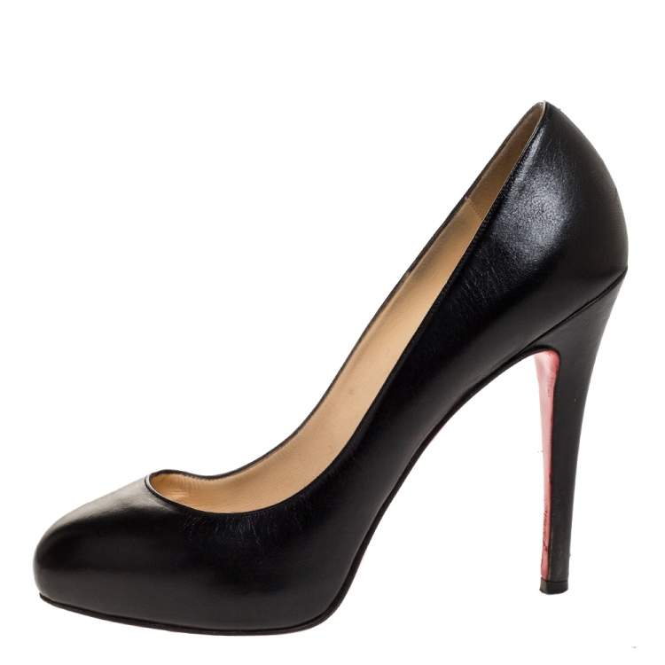 مملوكة مسبقًا Christian Louboutin Black Leather Simple Pumps Size 38