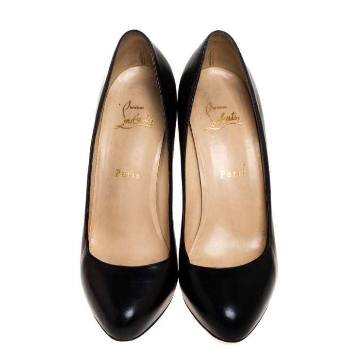 مملوكة مسبقًا Christian Louboutin Black Leather Simple Pumps Size 38