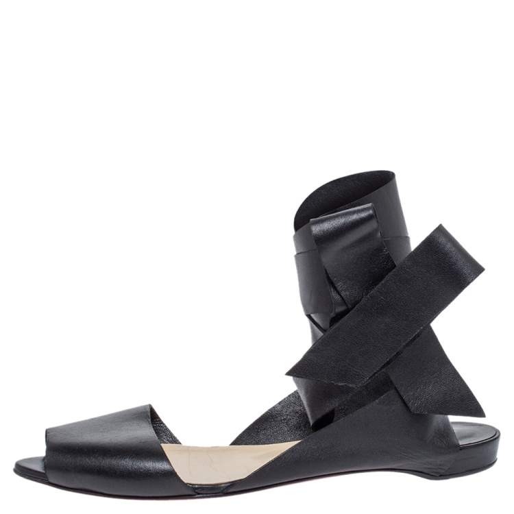 Pre Owned Christian Louboutin Black Leather Du Desert Wrap Up Flat Sandals Size 39.5
