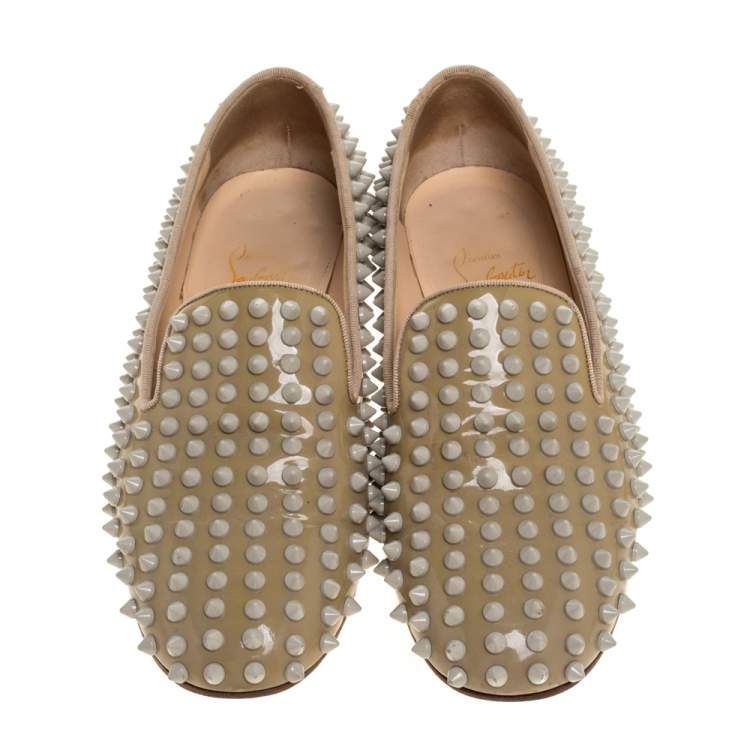 مملوكة مسبقًا Christian Louboutin Beige Rollerboy Spikes Smoking Slippers Size 35