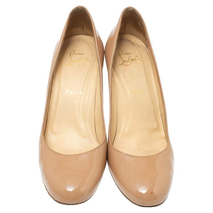 Pre Owned Christian Louboutin Beige Patent Leather Simple Pumps Size 37.5