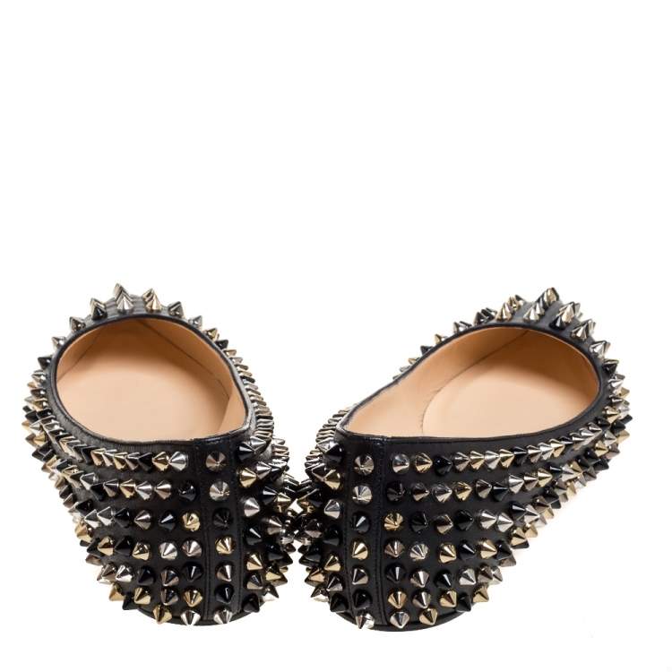 مملوكة مسبقًا Christian Louboutin Black Leather Pigalle Spike Ballet Flats Size 35.5
