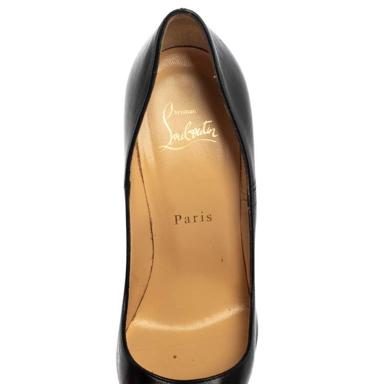 Pre Owned Christian Louboutin Black Leather So Kate Pumps Size 37