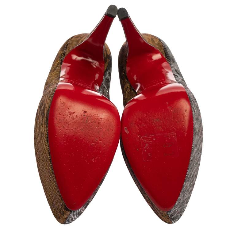 Pre Owned Christian Louboutin Metallic Fabric Daffodile Pumps Size 38