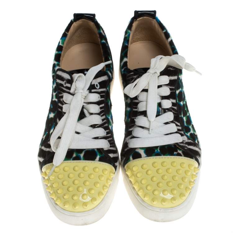 مملوكة مسبقًا Christian Louboutin Multicolor Calf Hair Junior Spike Sneakers Size 37