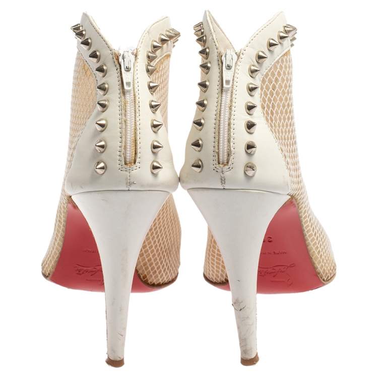 مملوكة مسبقًا  Christian Louboutin White Mesh And Leather Bourriche Spike Studded Booties Size 39