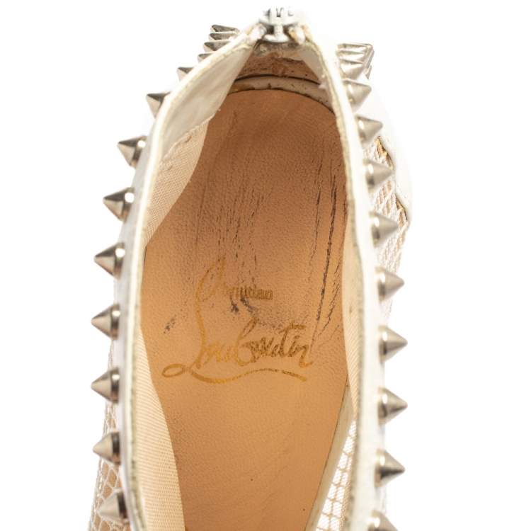 مملوكة مسبقًا  Christian Louboutin White Mesh And Leather Bourriche Spike Studded Booties Size 39