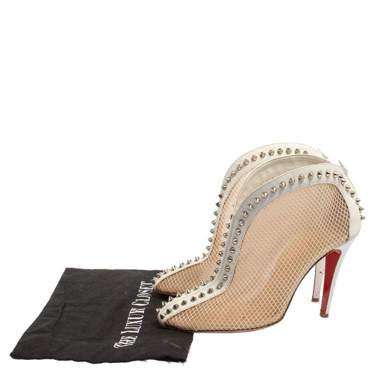 مملوكة مسبقًا  Christian Louboutin White Mesh And Leather Bourriche Spike Studded Booties Size 39
