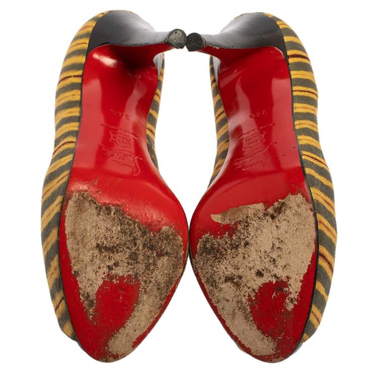 Pre Owned Christian Louboutin Multicolor Canvas Very Prive Peep Toe Pumps Size 36.5