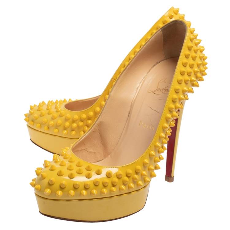 Pre Owned Christian Louboutin Yellow Patent Leather Bianca Spike Platform Pumps Size 39