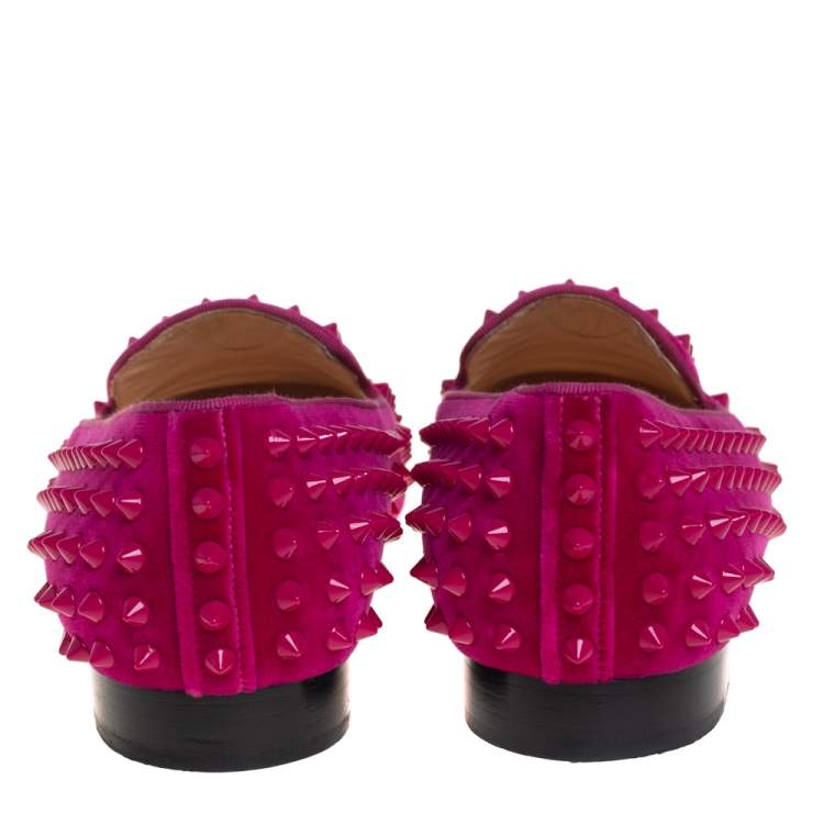 مملوكة مسبقًا Christian Louboutin Pink Suede Leather Rolling Spikes Loafers Size 40