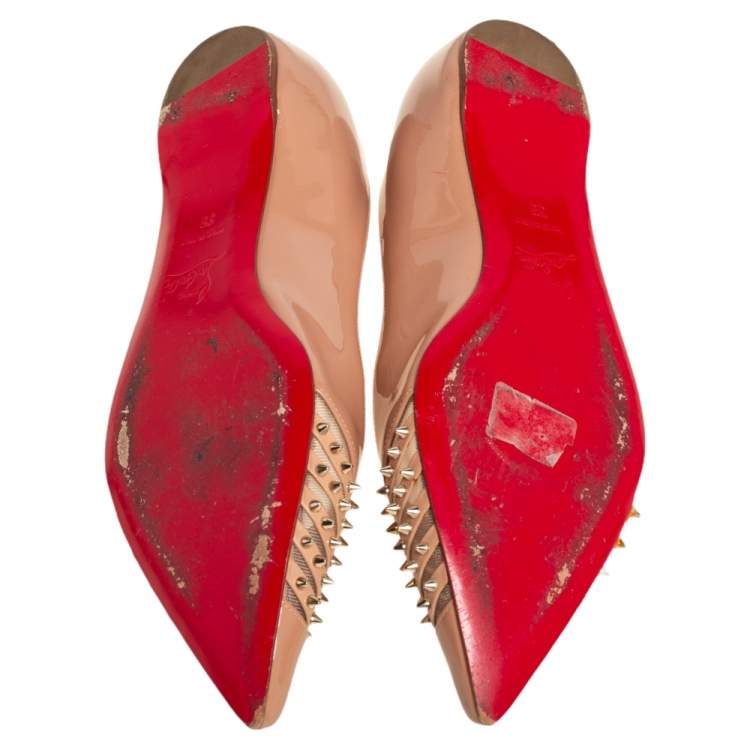 مملوكة مسبقًا Christian Louboutin Nude Patent Leather Goldoflat  Flats Size38