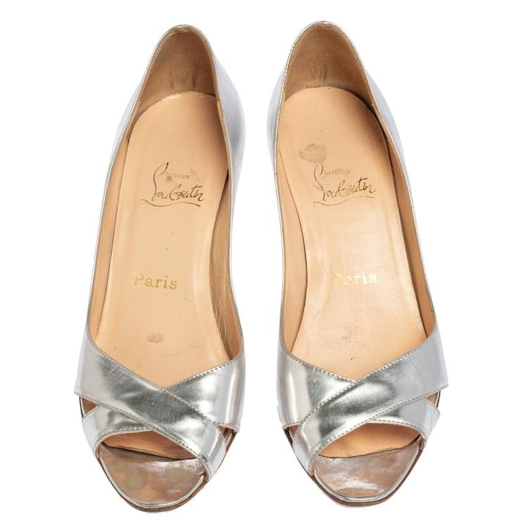 Pre Owned Christian Louboutin Metallic Silver Leather Peep Toe Wedge  Pumps Size 39