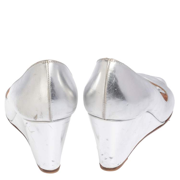 Pre Owned Christian Louboutin Metallic Silver Leather Peep Toe Wedge  Pumps Size 39