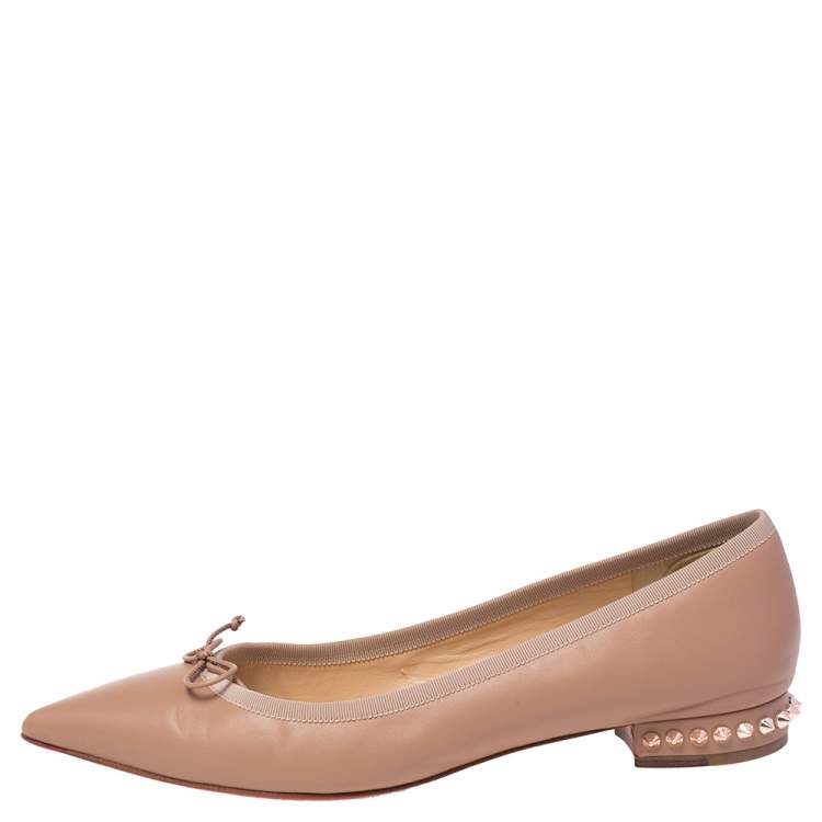 Pre Owned Christian Louboutin Beige Leather Hall Spike Flats Size 40