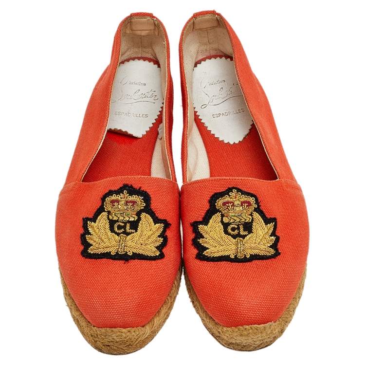 مملوكة مسبقًا Christian Louboutin Orange Canvas Gala Embroidered Crest Espadrille Flats Size 36
