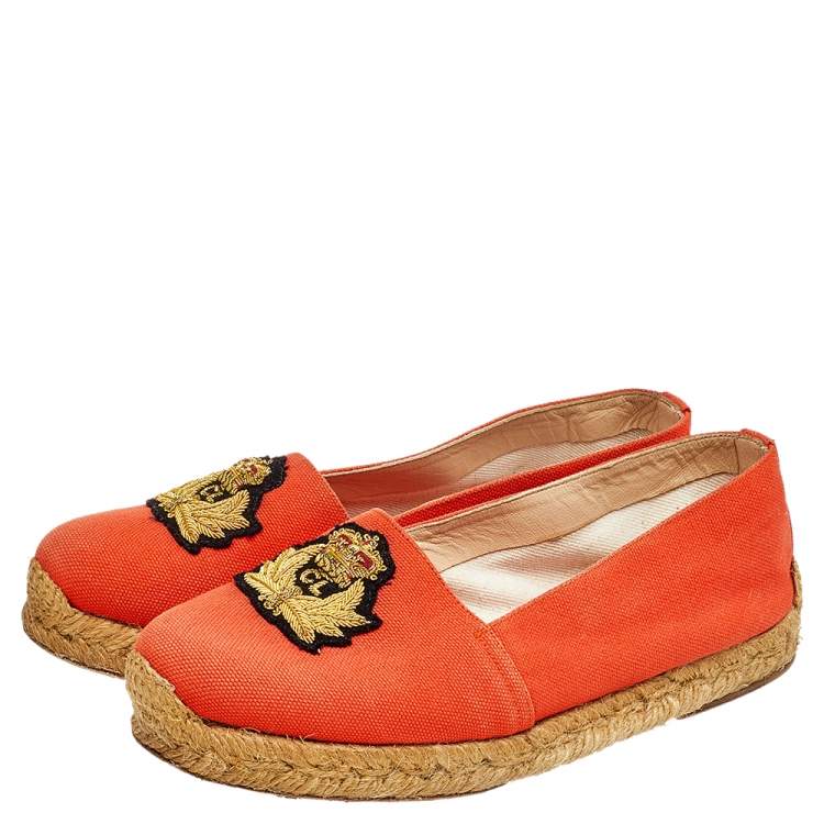 مملوكة مسبقًا Christian Louboutin Orange Canvas Gala Embroidered Crest Espadrille Flats Size 36