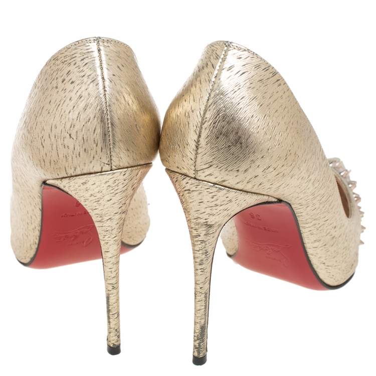 Pre Owned Christian Louboutin Gold Textured Leather Spike Bareta Pumps Size 36
