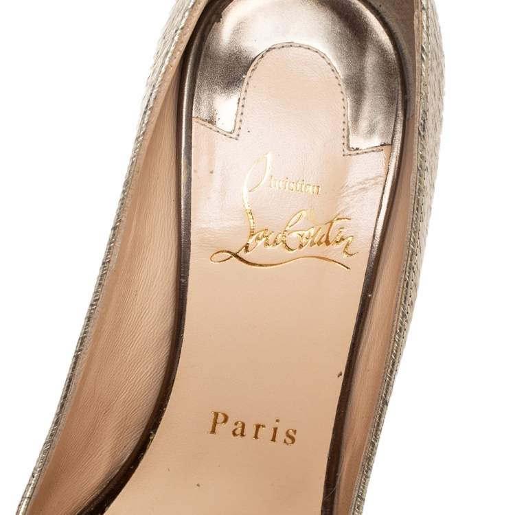 Pre Owned Christian Louboutin Gold Textured Leather Spike Bareta Pumps Size 36