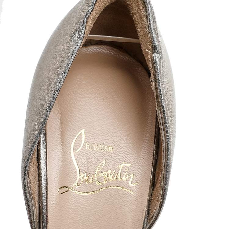 Pre Owned Christian Louboutin Metallic Gold Leather Peacock Platform Pumps Size 36