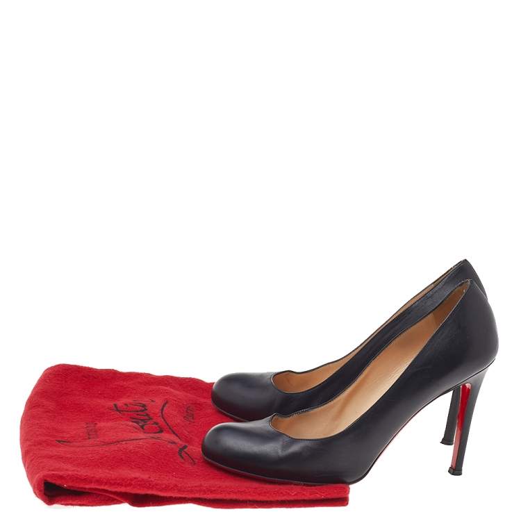 Pre Owned Christian Louboutin Black Leather Simple Pumps Size 38.5