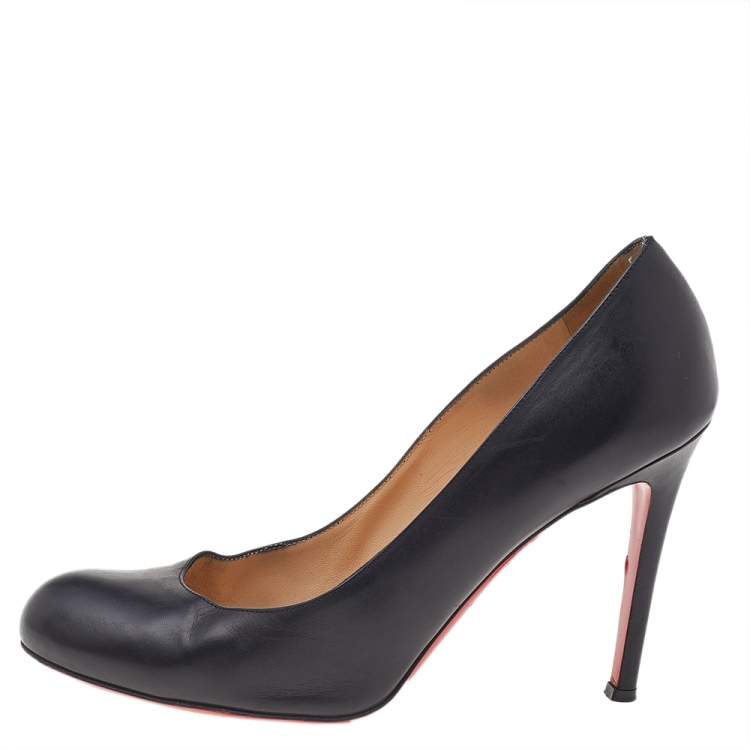 Pre Owned Christian Louboutin Black Leather Simple Pumps Size 38.5