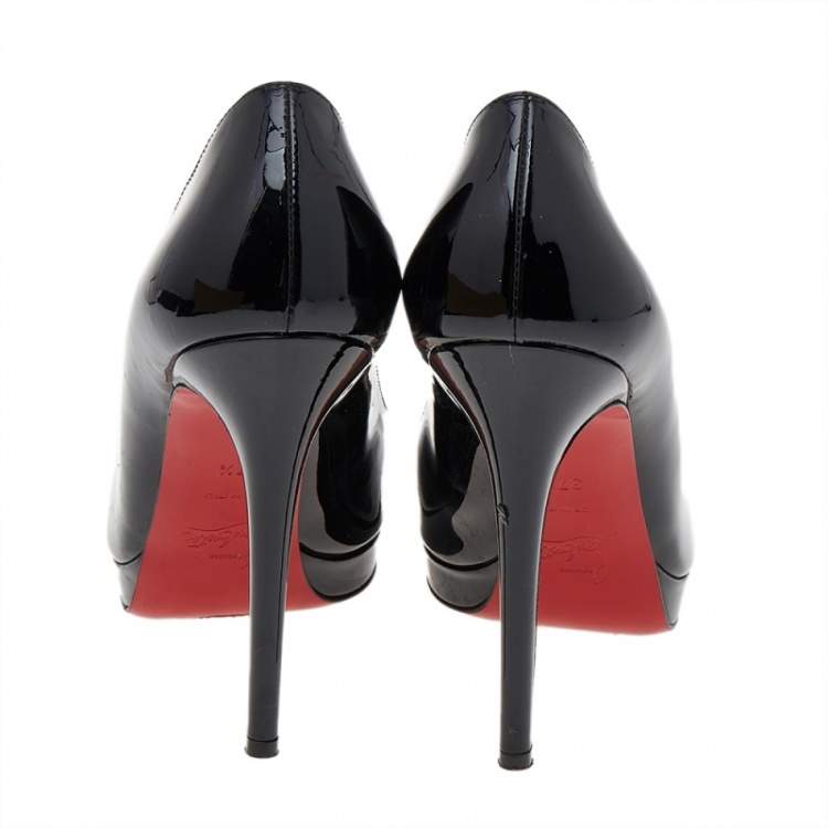 Pre Owned Christian Louboutin Black Patent Leather Simple Round Toe Pumps Size 37.5