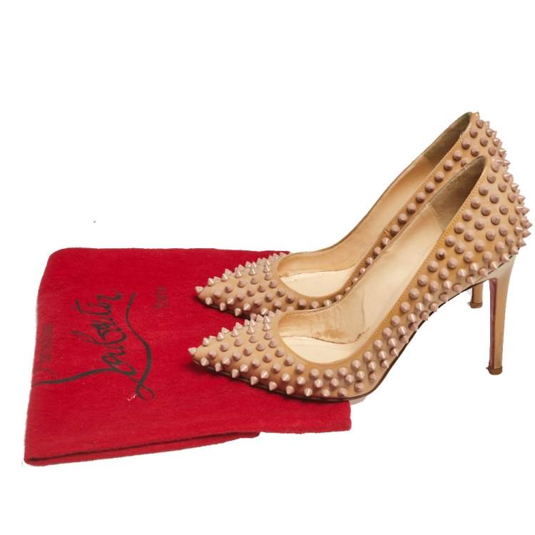 Pre Owned Christian Louboutin Beige Patent Leather Pigalle Spikes Pointed Toe Pumps Size 38