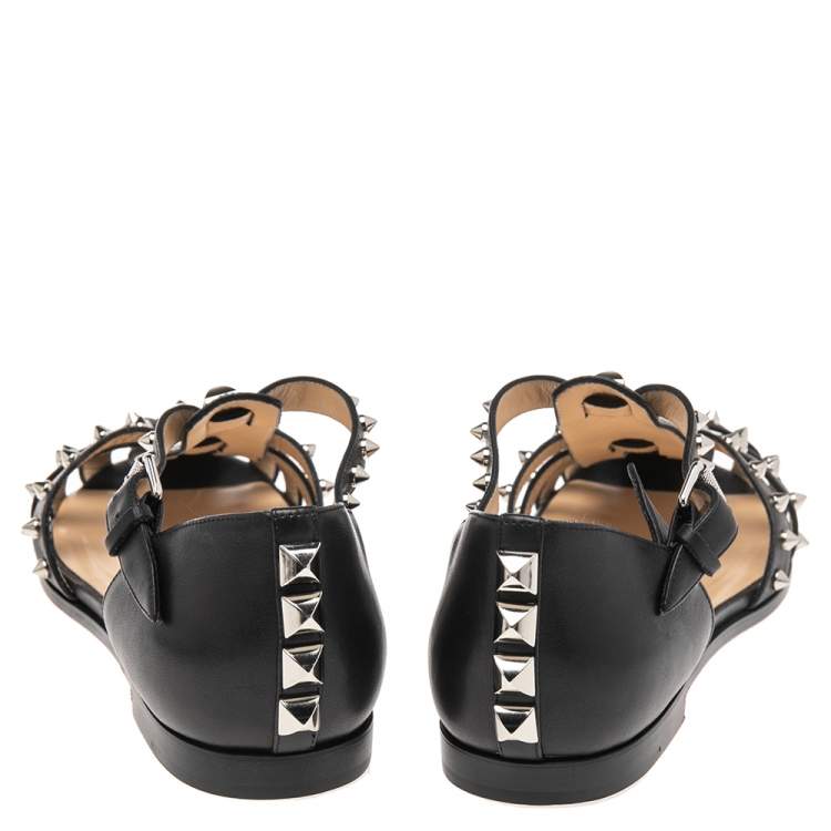 Pre Owned Christian Louboutin Black Leather Studded LoubiClou Sandals Size 40