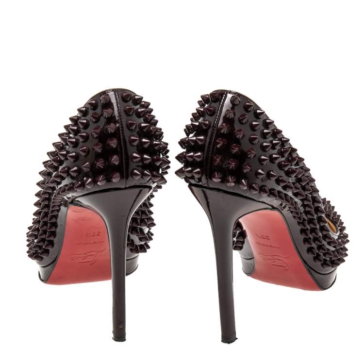 Pre Owned Christian Louboutin Burgundy Patent Leather Pigalle Plato Spikes Pumps Size 38.5