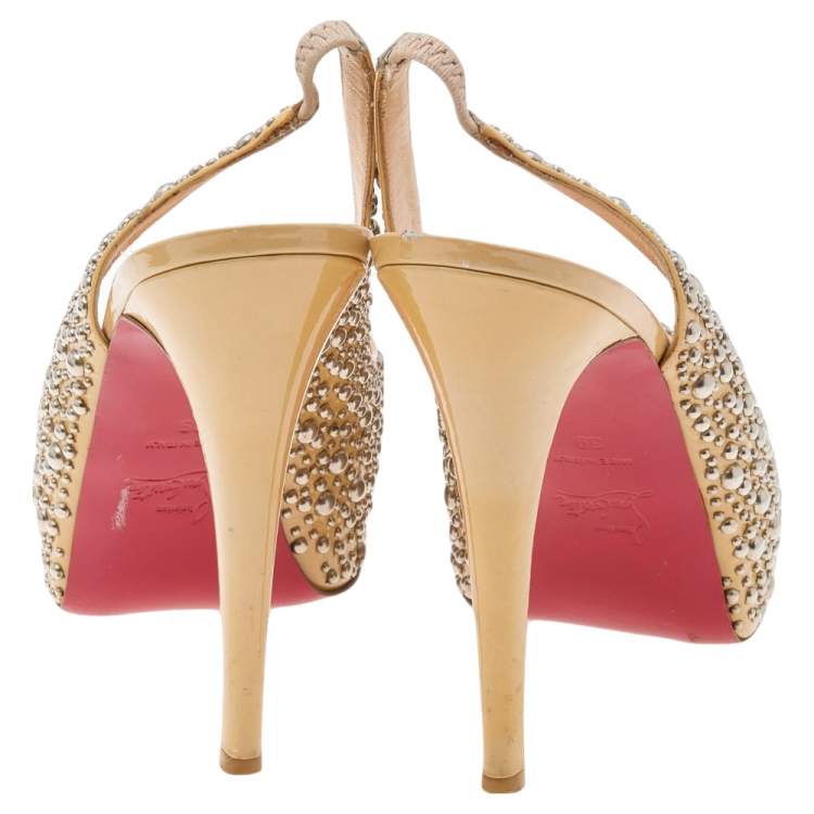 Pre Owned Christian Louboutin Beige Studded Patent Leather Star Prive Peep Toe Slingback Sandals Size 39