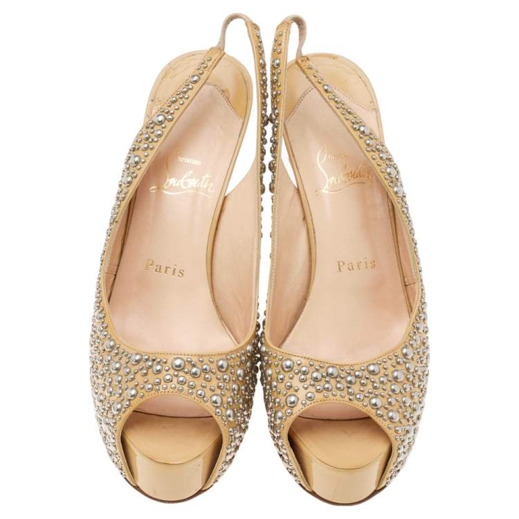 Pre Owned Christian Louboutin Beige Studded Patent Leather Star Prive Peep Toe Slingback Sandals Size 39