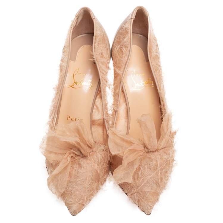 Pre Owned Christian Louboutin Beige Lace Fabric Delicatissima Pointed-Toe Pumps Size 39