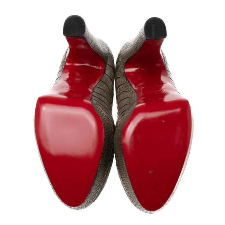 Pre Owned Christian Louboutin Khaki Green Ostrich Leather Bibi Platform Pumps Size 37 