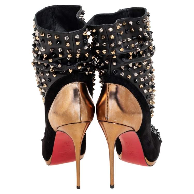 مملوكة مسبقًا Christian Louboutin Black Patent Leather and Suede Spike Wars Ankle Boots Size 39.5