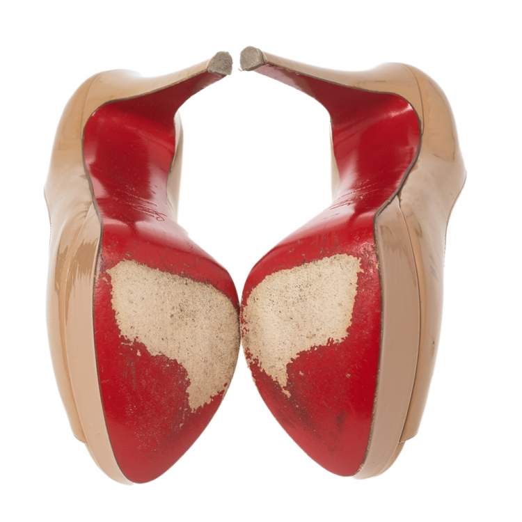 مملوكة مسبقًا Christian Louboutin Beige Patent Leather Lady Peep Toe Platform Pumps Size 35