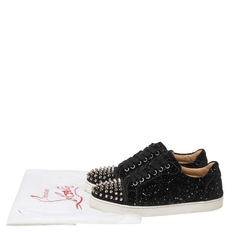 مملوكة مسبقًا Christian Louboutin Black Glitter Velvet Louis Junior Spikes Sneakers Size 38